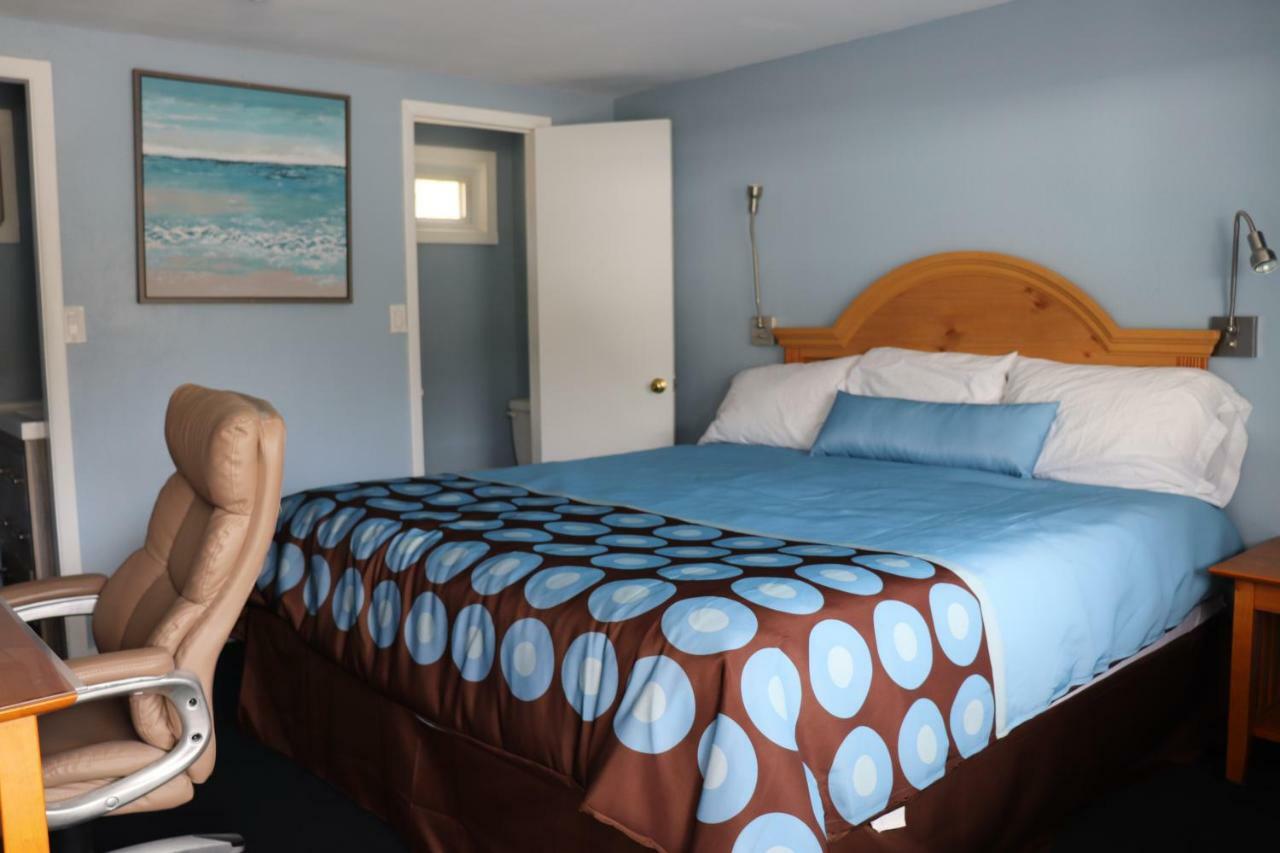 Hitching Post Country Motel Cornwall Экстерьер фото