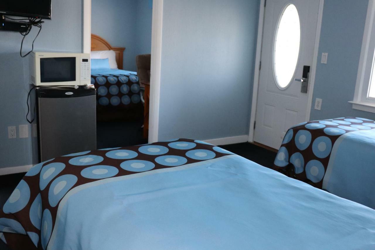 Hitching Post Country Motel Cornwall Экстерьер фото